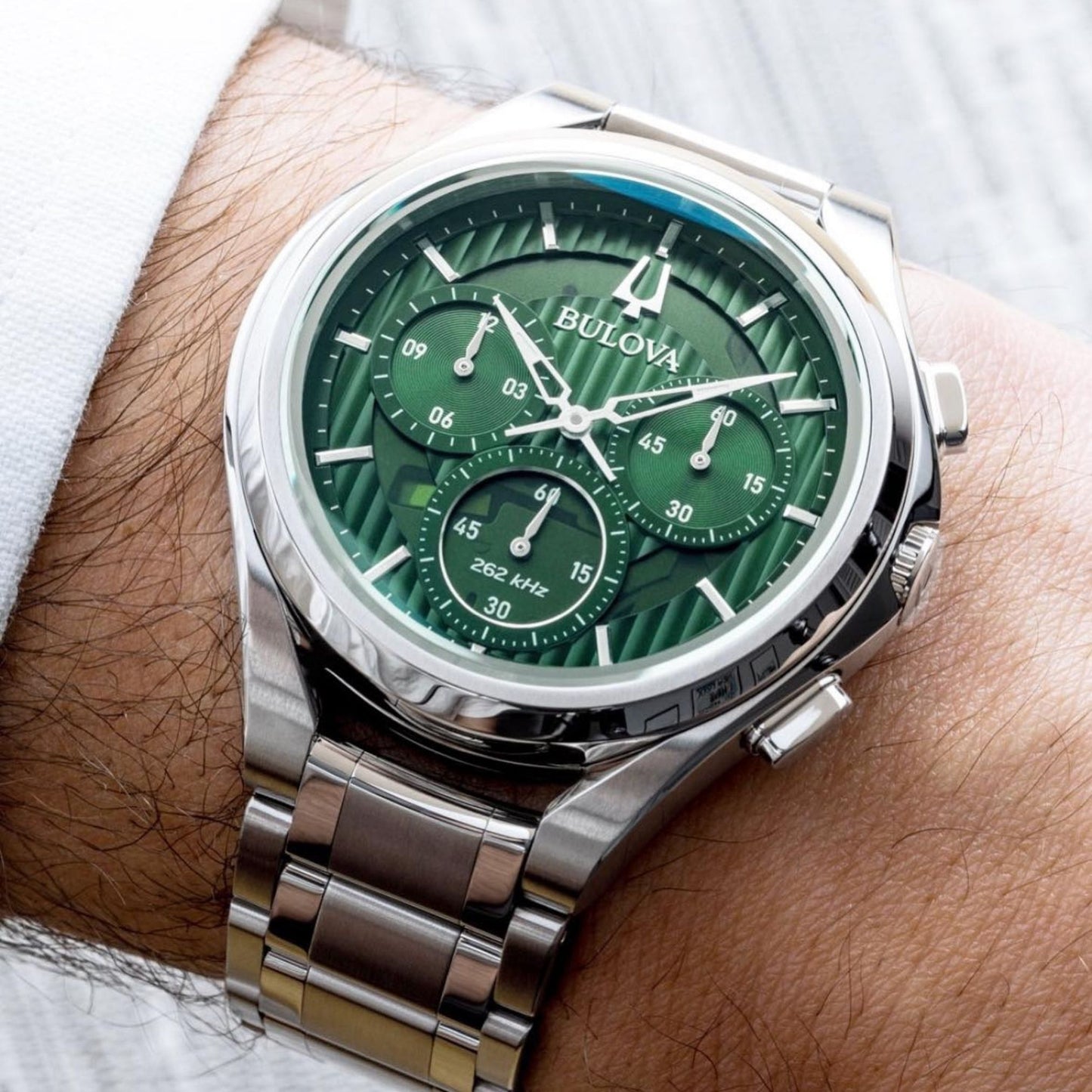 BULOVA CURV - GREEN