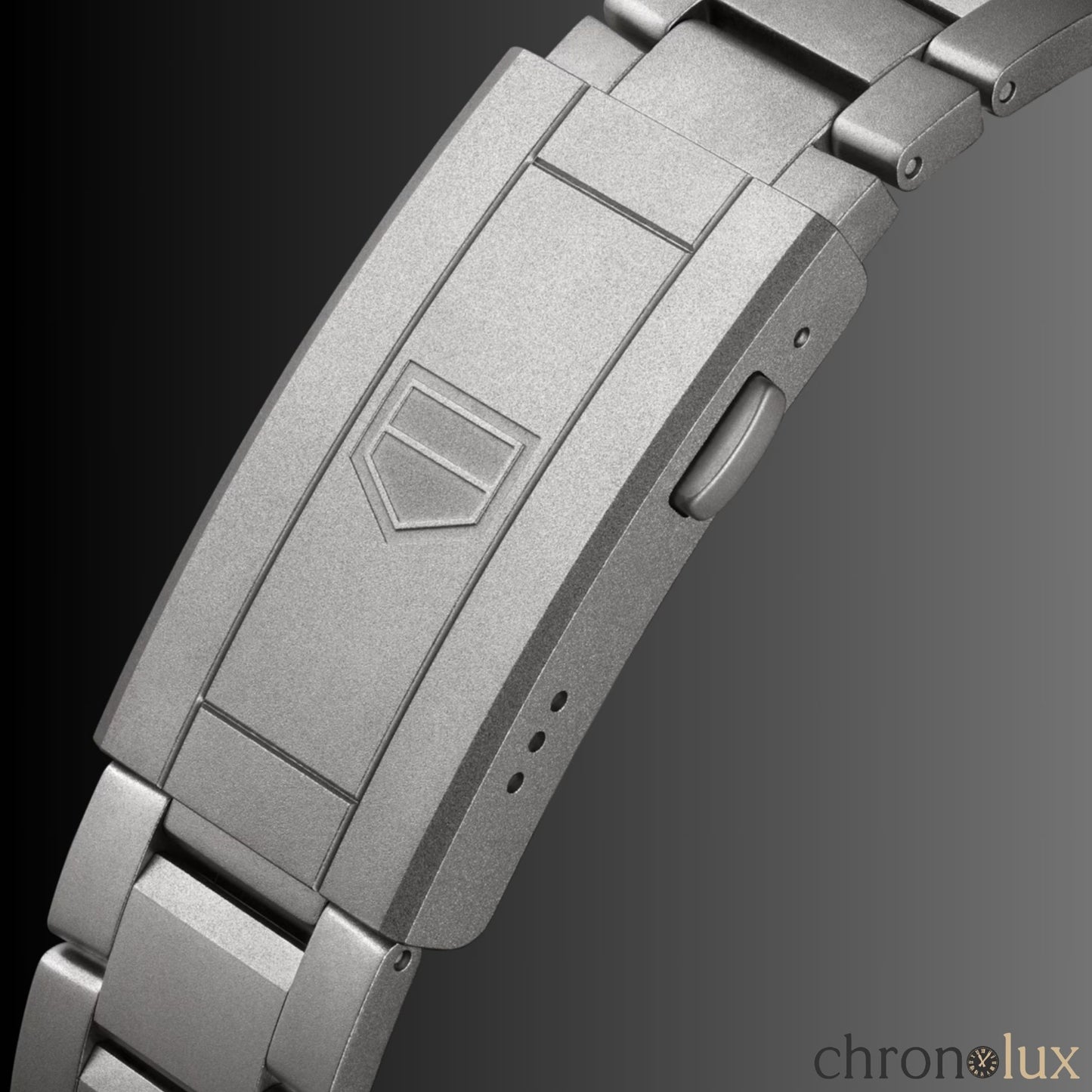 TAG HEUER AQUARACER - TITANIUM BLACK